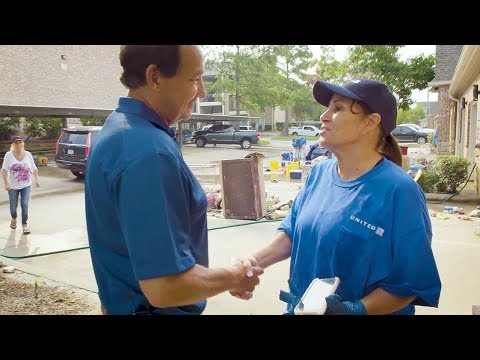 United – Oscar Visits Houston After Harvey