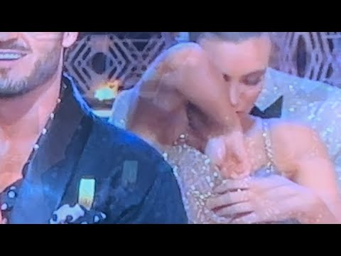 Lele Pons Gets Confetti In Her Dress, Digs It Out On Live Dwts Tv Finale – Vlog