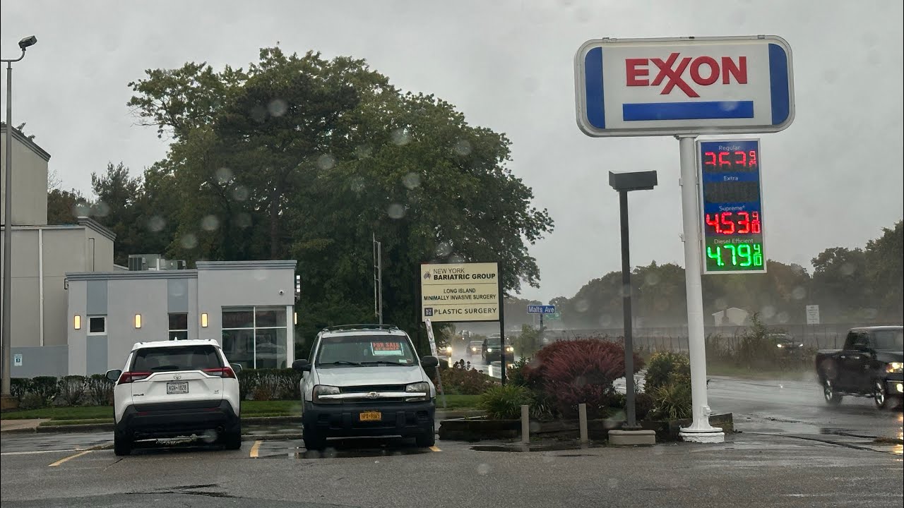 West Islip, New York Exxon Gas Prices As Of October 19, 2023 By: Vinny Lospinuso – Vlog